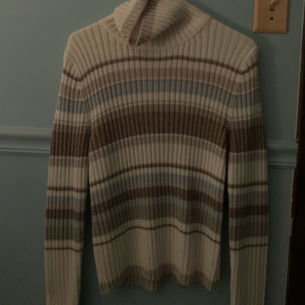 Tusk Faded Glory Turtleneck - Size Missy L 12/14